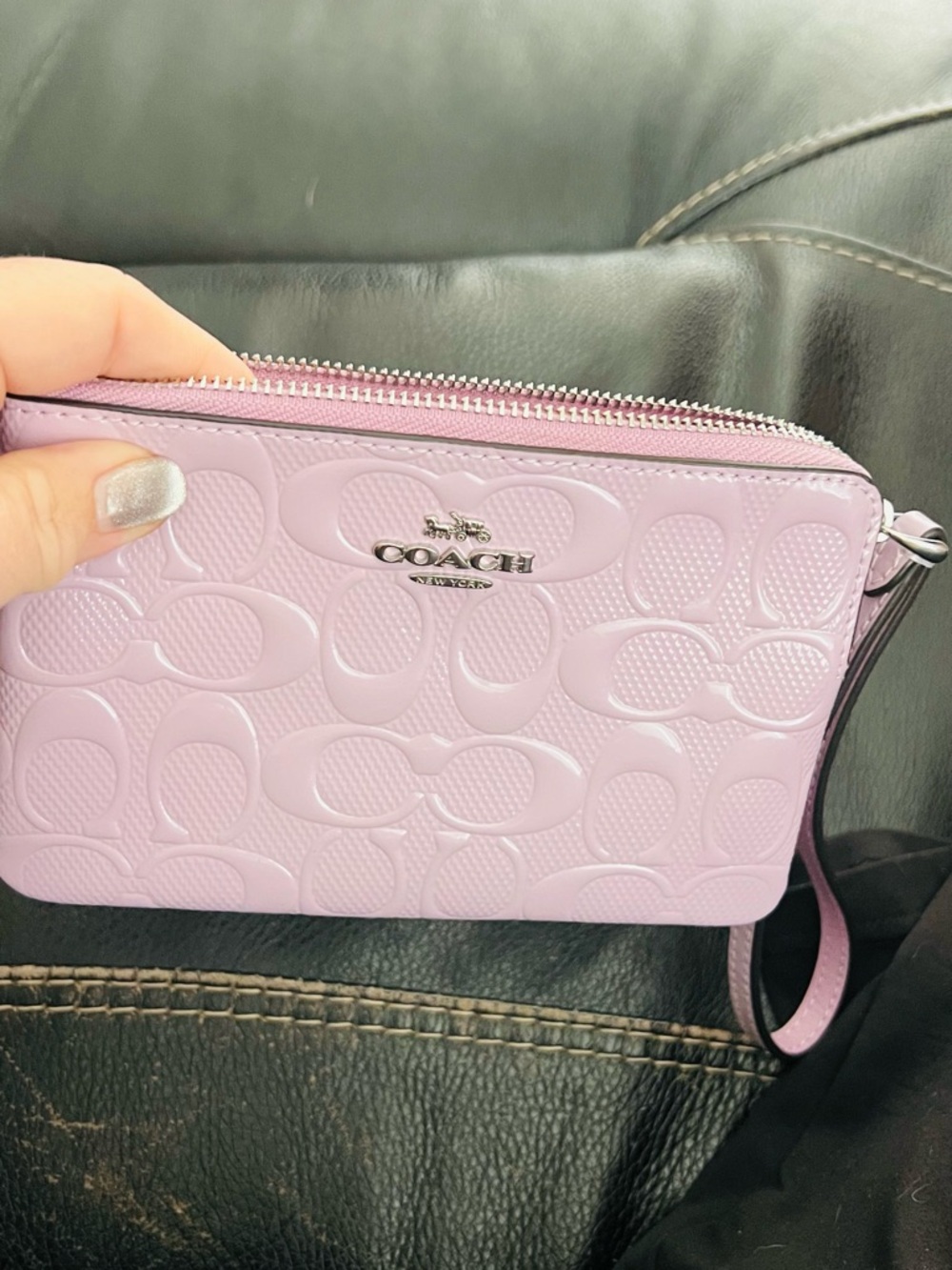 Coach Lavender Patent Leather Wristlet with Heart Charm - Picture 8 of 9